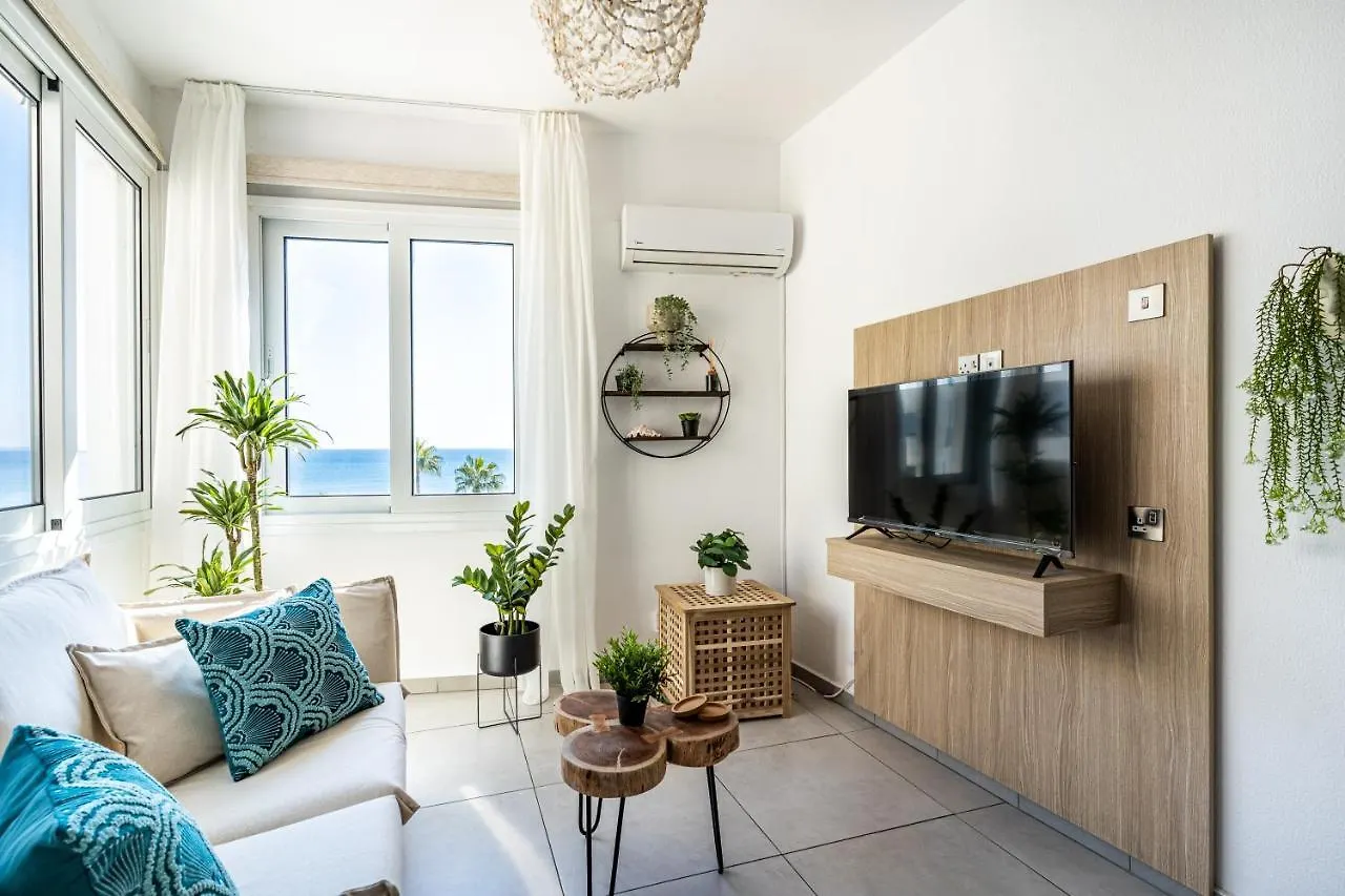 Apartmán Whispering Palms 1-Br Apt By Finikoudes Beach Larnaca Kypr